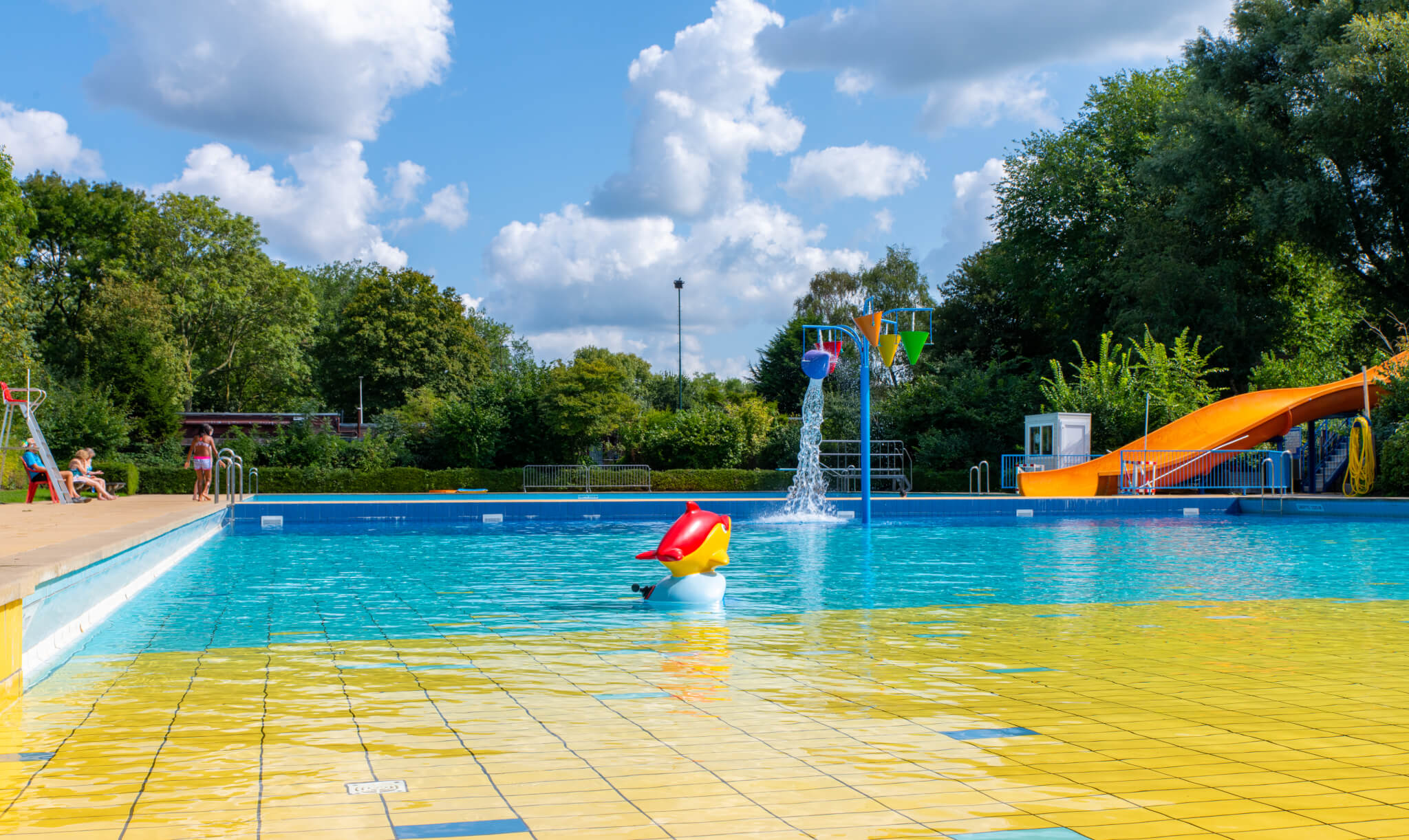 Outdoor Swimming Pool Aalsmeer de Waterlelie