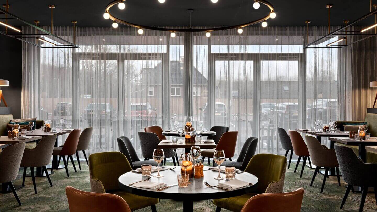 Signature Restaurant and Bloom Bar of Renaissance Hotel Aalsmeer