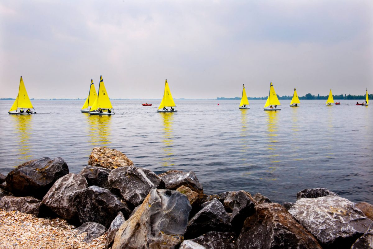 Zeilen op de Westeinderplassen met Zeilschool Aalsmeer