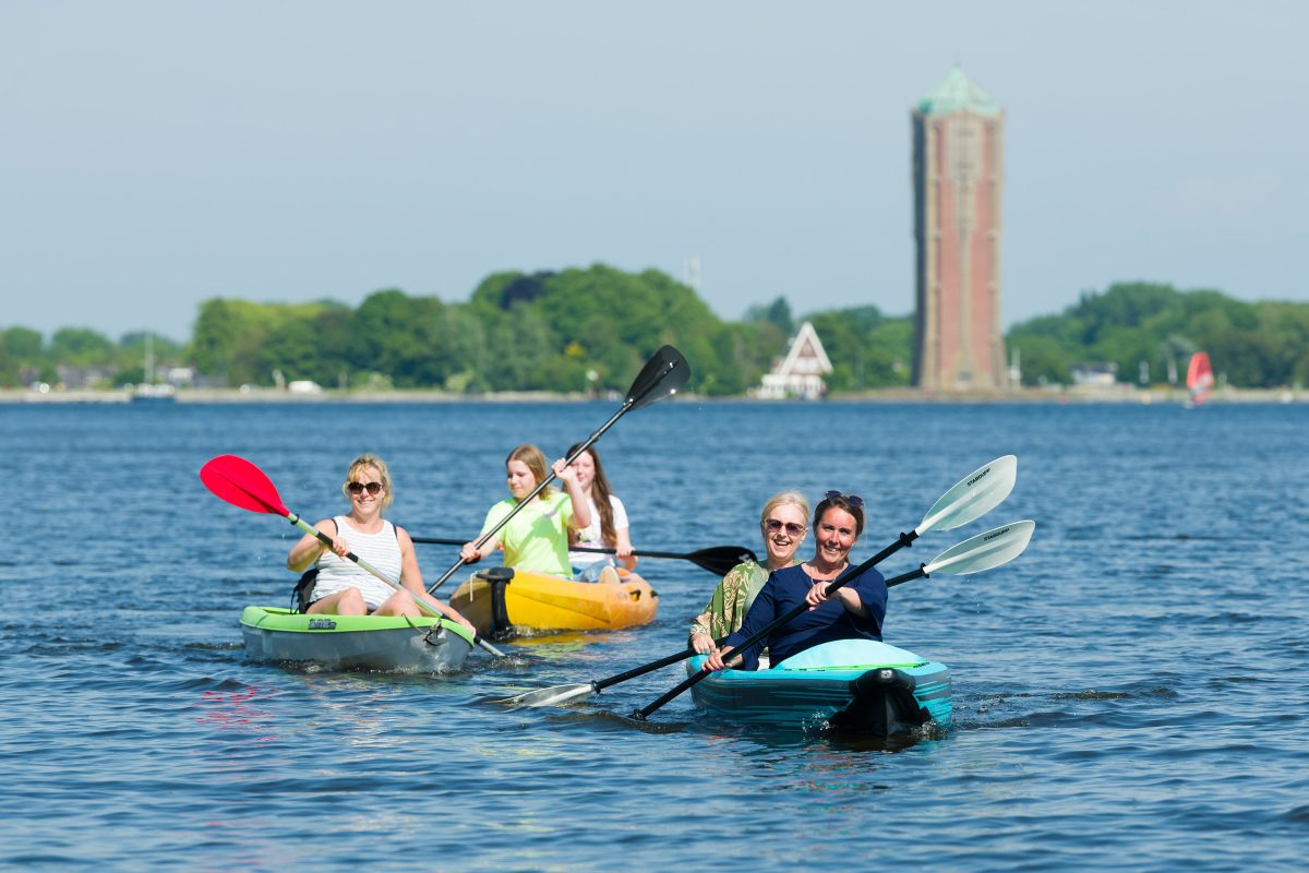 Kanoën op de Westeinderplassen